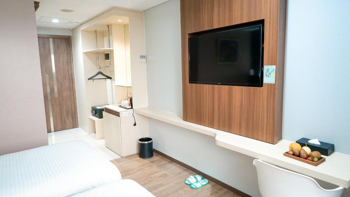 Hotel Ayola Sunrise Mojokerto מראה חיצוני תמונה