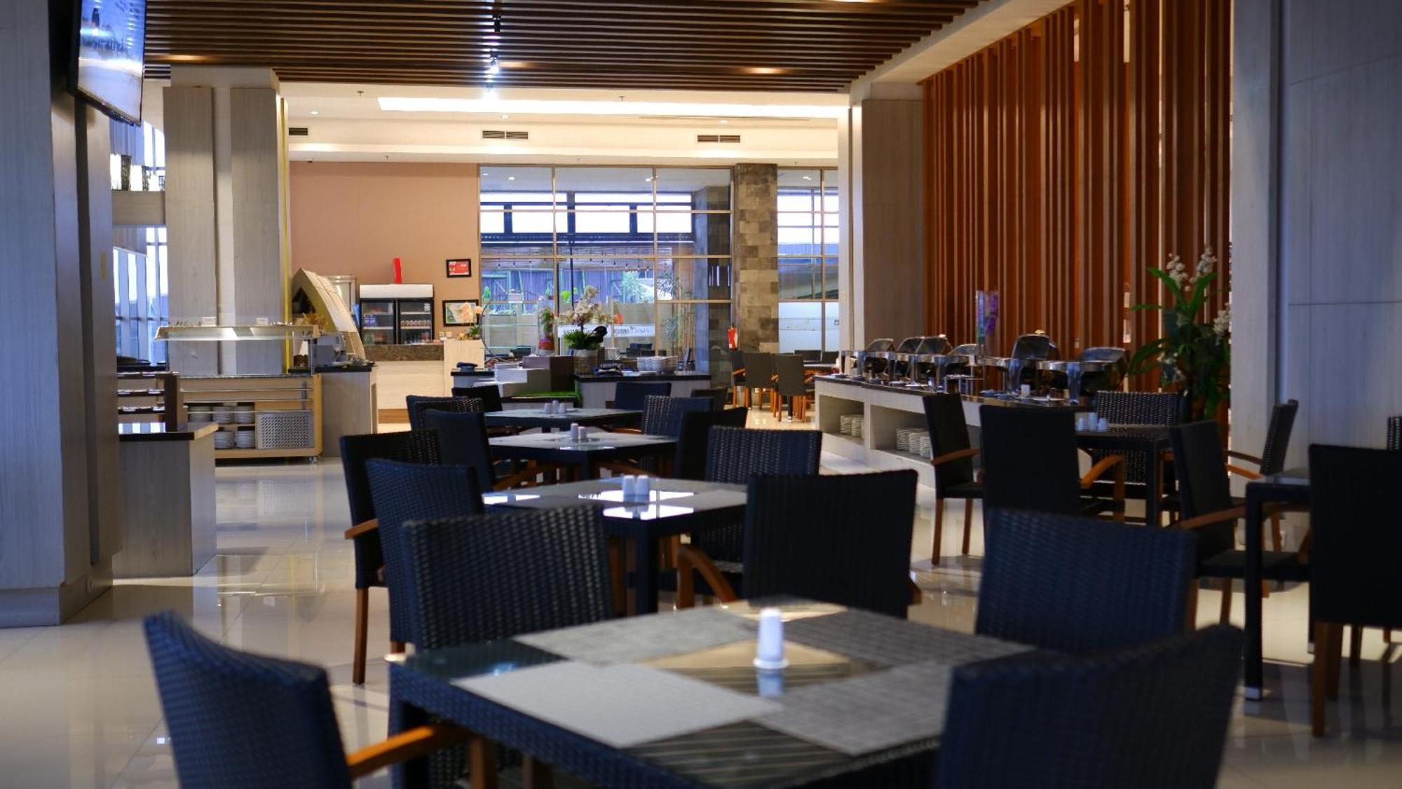 Hotel Ayola Sunrise Mojokerto מראה חיצוני תמונה