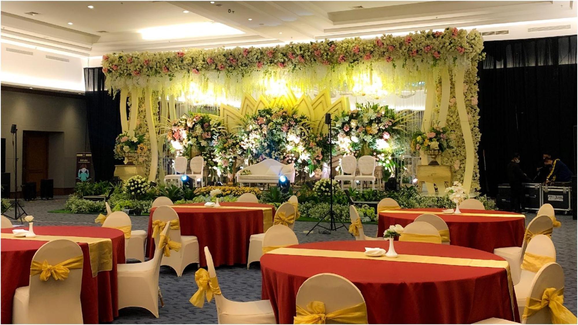 Hotel Ayola Sunrise Mojokerto מראה חיצוני תמונה
