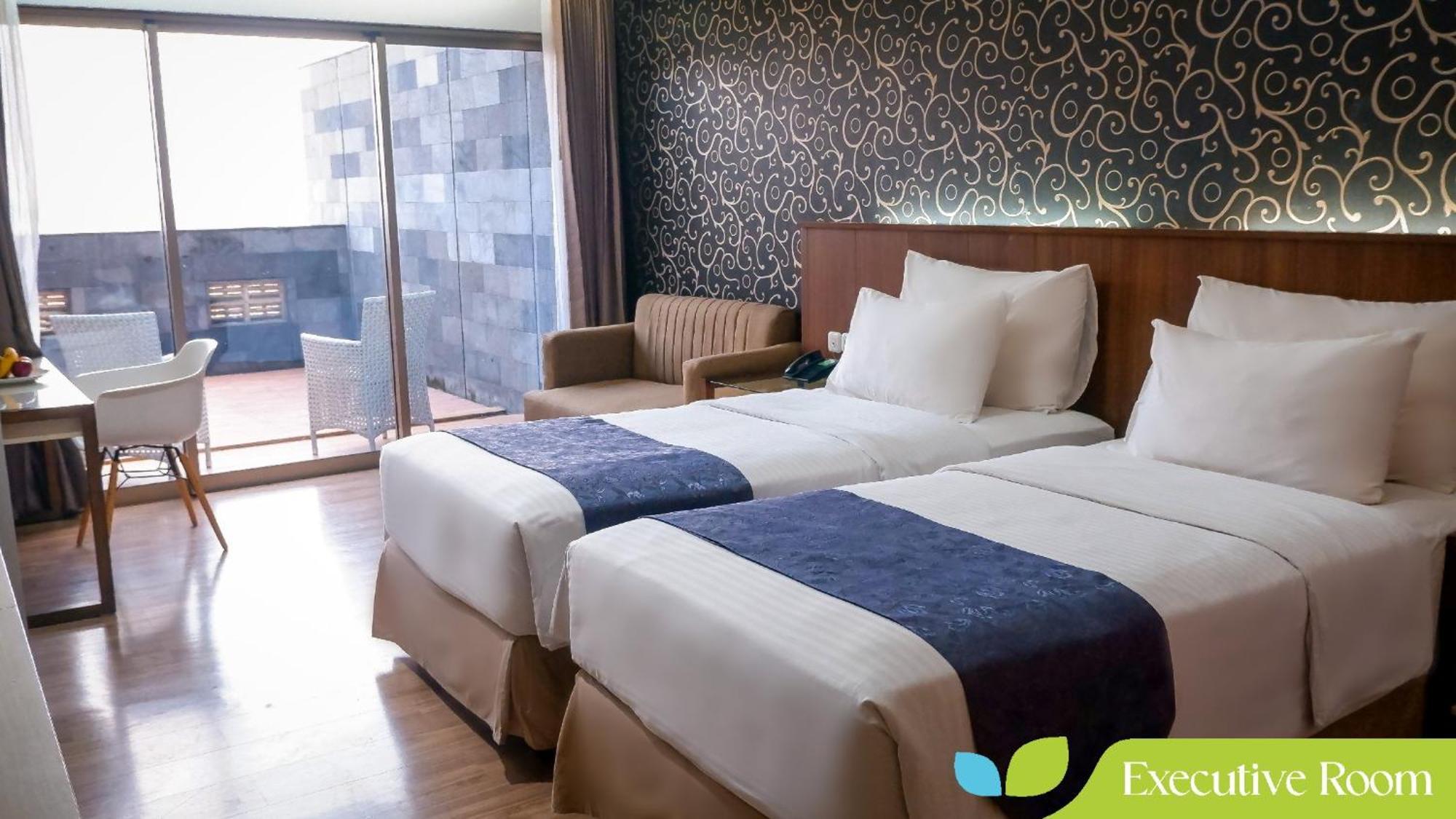 Hotel Ayola Sunrise Mojokerto מראה חיצוני תמונה